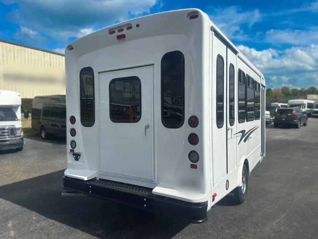 2025 Starcraft Allstar Shuttle Bus - Image 3