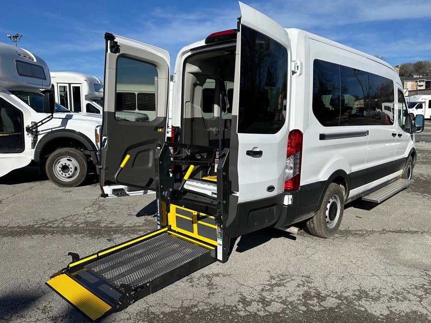 2024 Ford Transit Forest River Van - Image 3