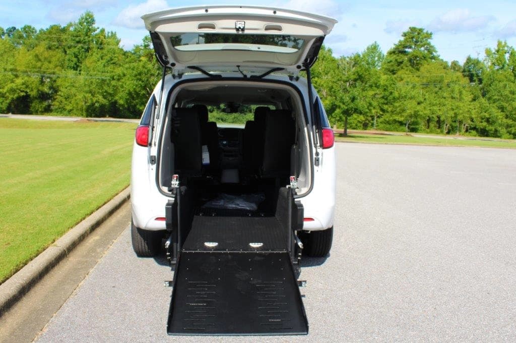 2024 Chrysler Voyager LX Van - Image 6