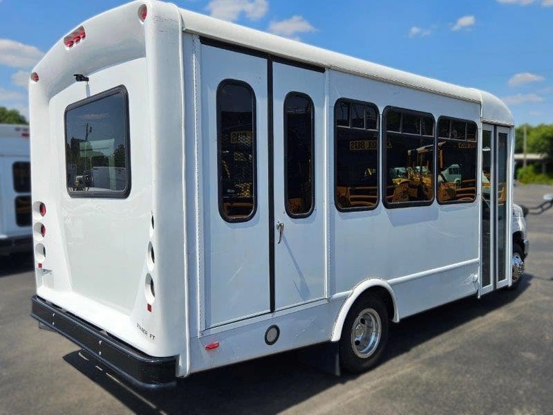 2018 Starcraft Allstar Shuttle Bus - Image 3