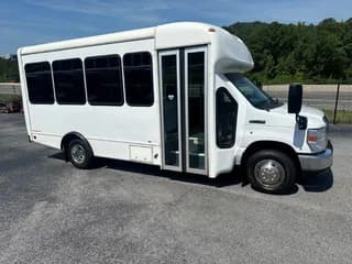 2018 Starcraft Allstar bus