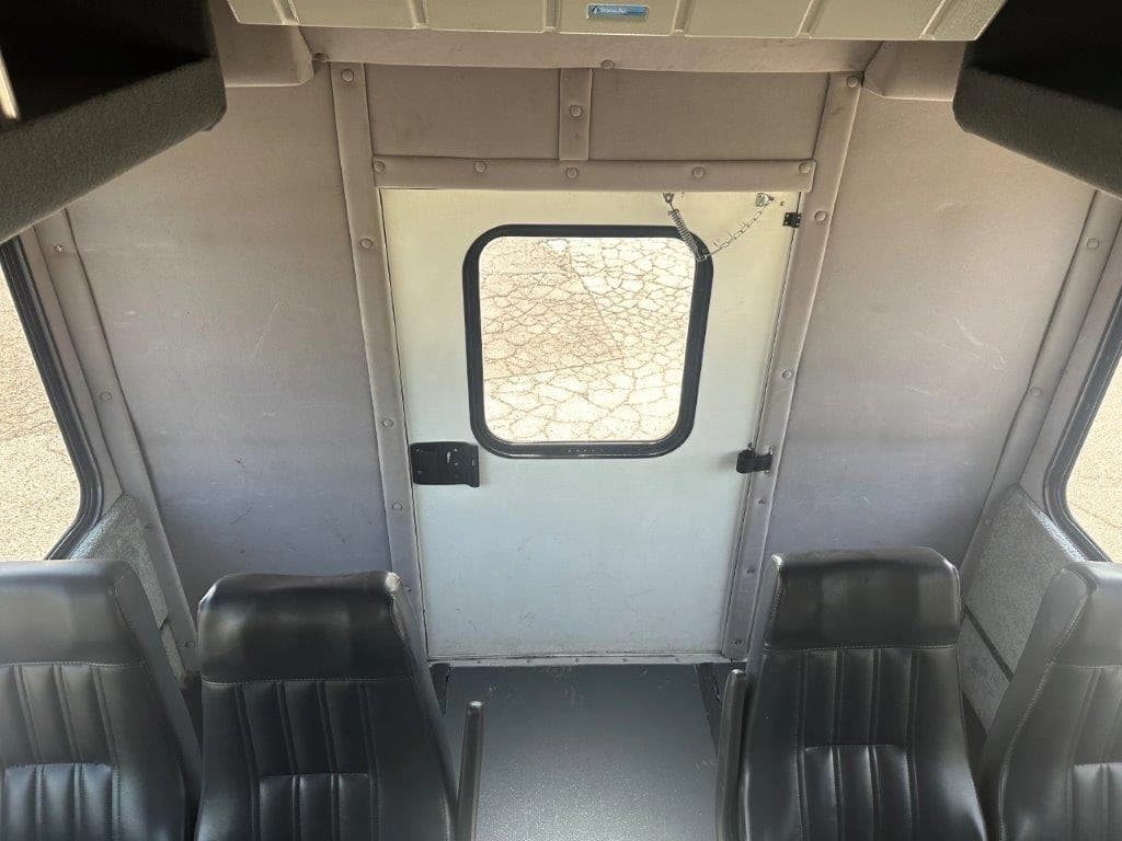2018 Starcraft Allstar Shuttle Bus - Image 6