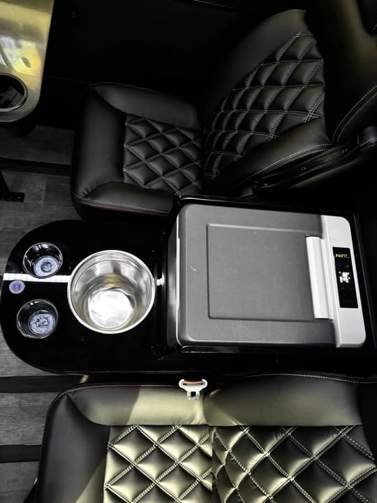 2023 Mercedes-Benz Sprinter Passenger Van - Image 11