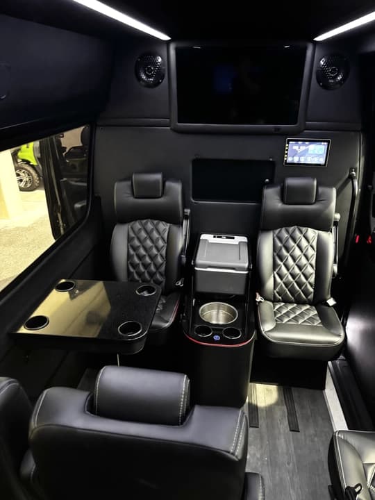2023 Mercedes-Benz Sprinter Passenger Van - Image 12