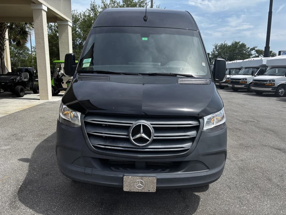 2023 Mercedes-Benz Sprinter Passenger Van - Image 4