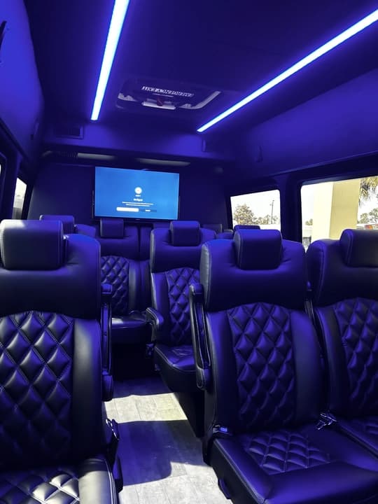 2023 Mercedes-Benz Sprinter Passenger Van - Image 7