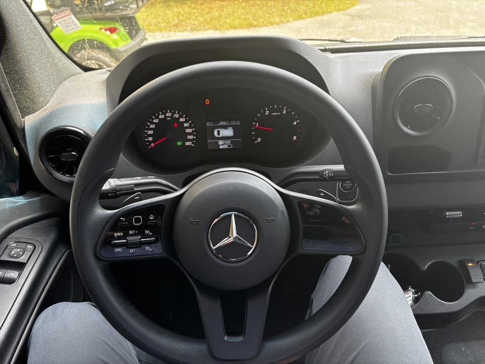2023 Mercedes-Benz Sprinter Passenger Van - Image 9