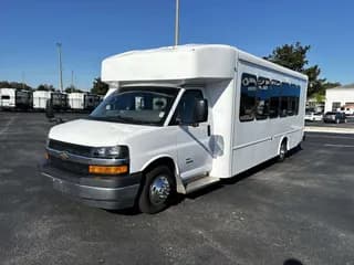 2021 Chevrolet G4500 bus