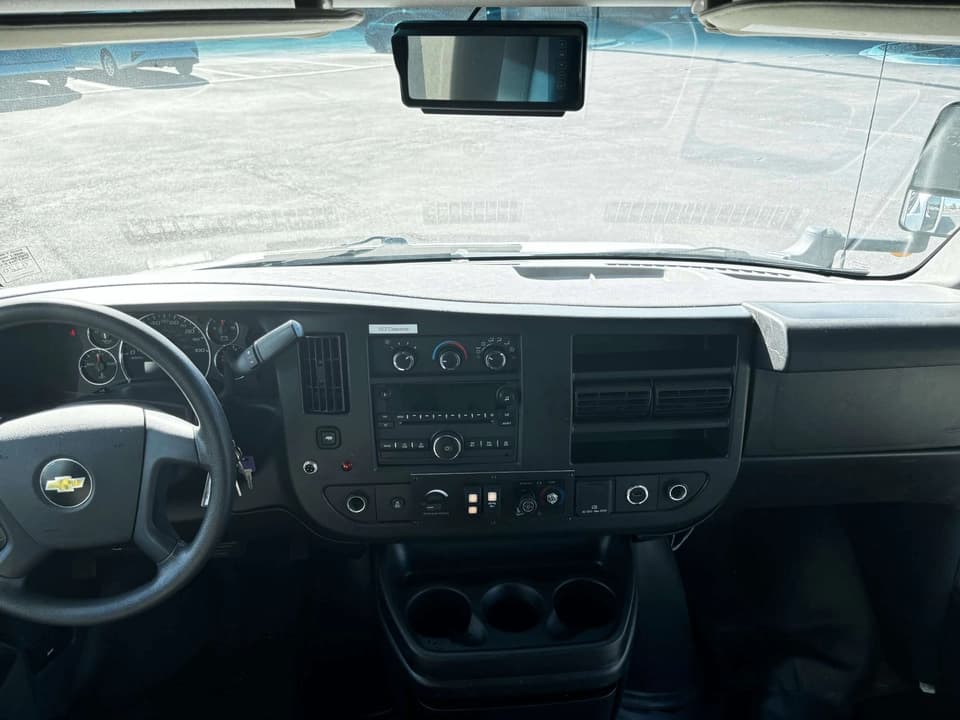 2021 Chevy G4500 Shuttle Bus - Image 14