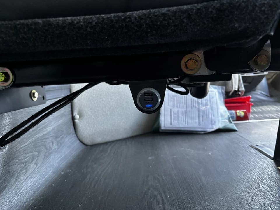2021 Chevy G4500 Shuttle Bus - Image 10