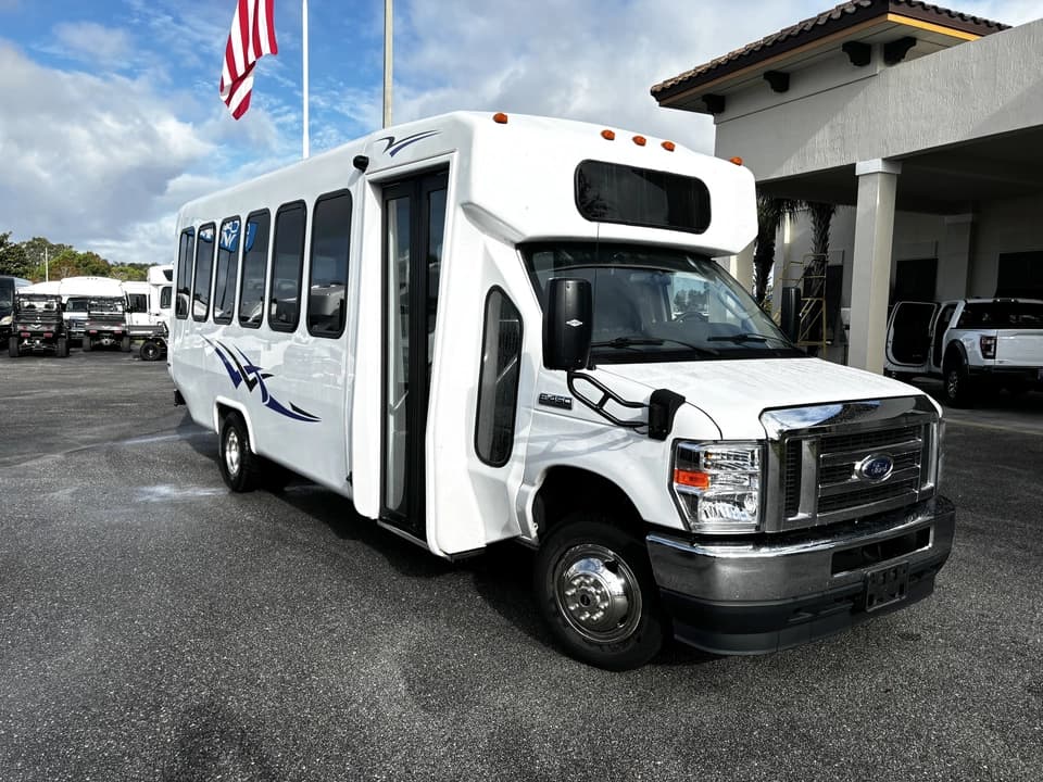 2021 Ford E450 Shuttle Bus - Image 1