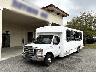 2018 Ford E450 bus