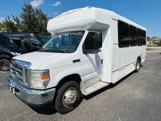 2017 Ford E450 bus