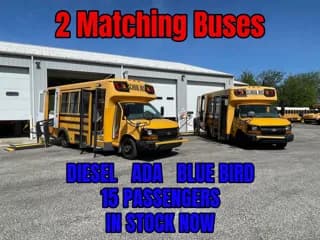 2013 Chevrolet 4500 bus