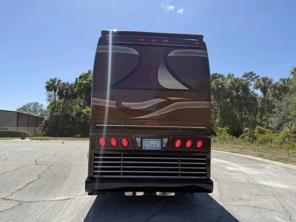 2007 Prevost Marathon H3-45 Motorhome - Image 7
