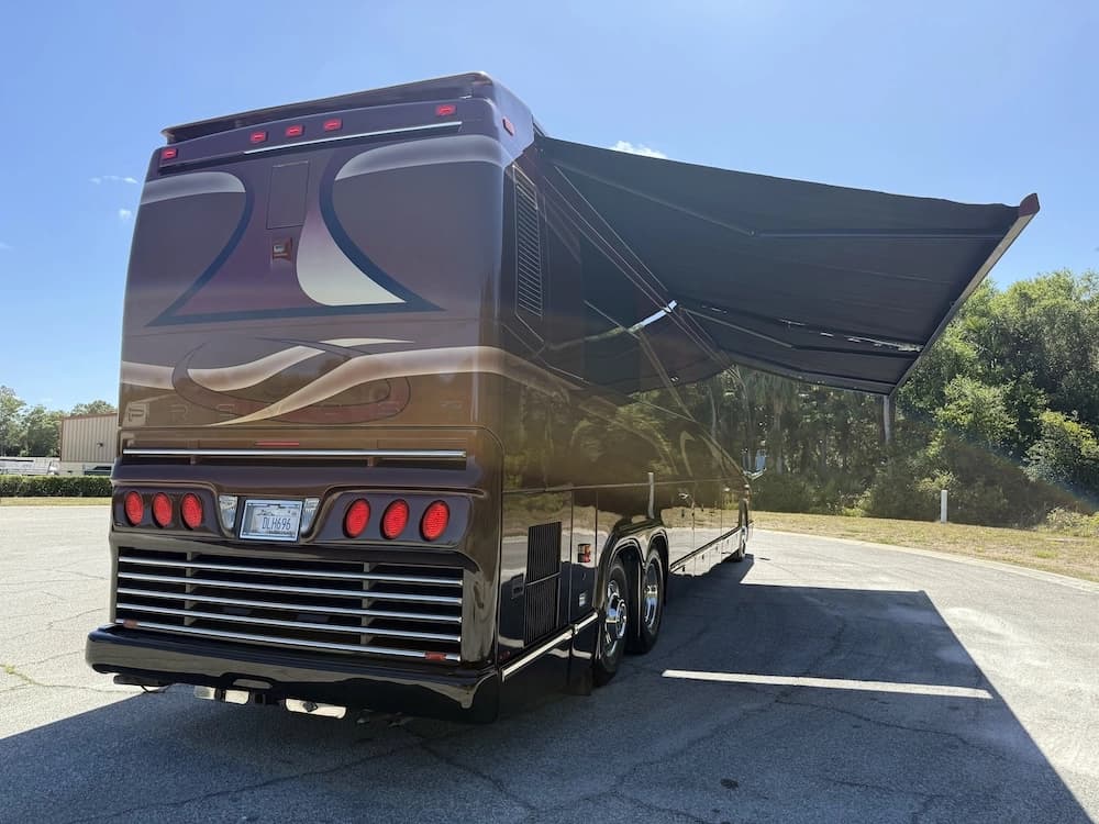 2007 Prevost Marathon H3-45 Motorhome - Image 8