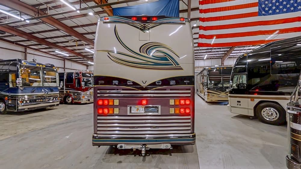 1999 Prevost Featherlite H3-45 Motorhome - Image 48