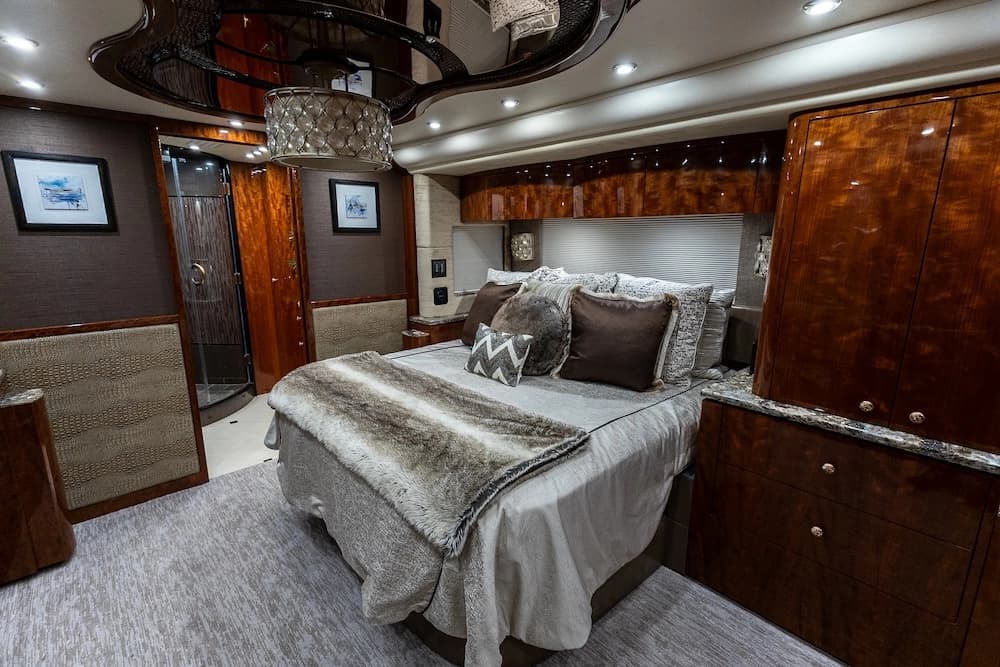 Millennium H3-45 #23997 - Image 24