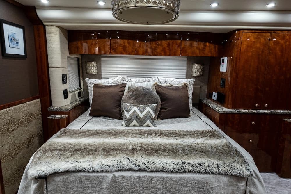 Millennium H3-45 #23997 - Image 25