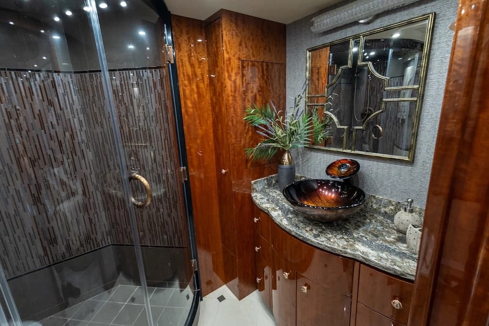 Millennium H3-45 #23997 - Image 28