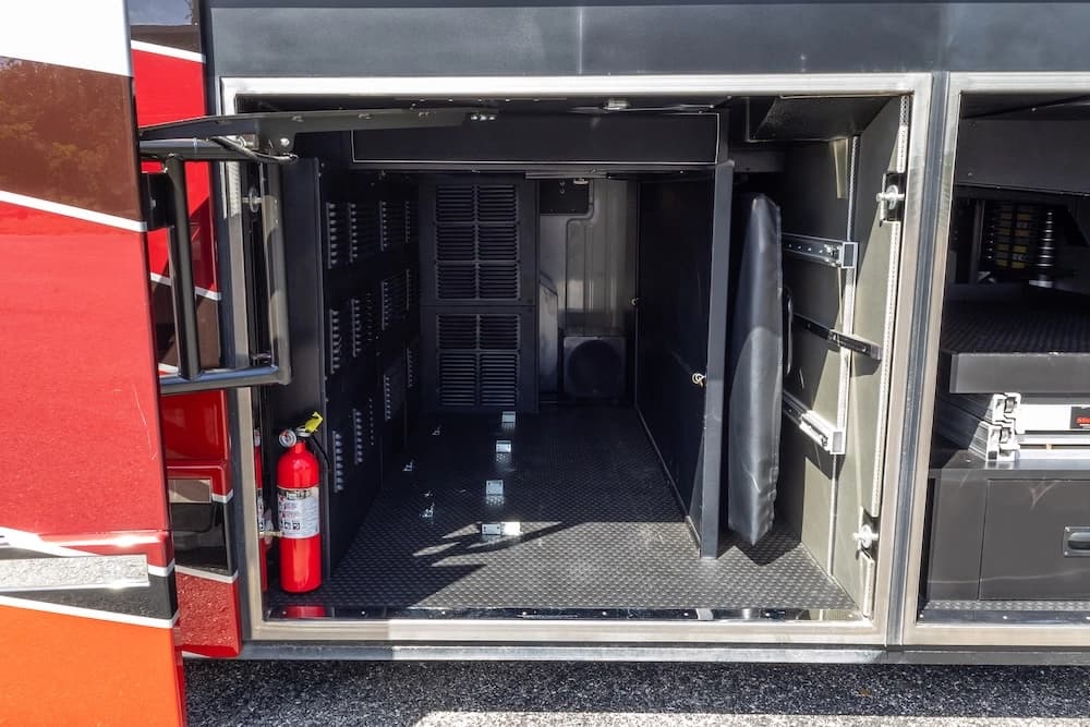 2018 Prevost Millennium H3-45 Motorhome - Image 38