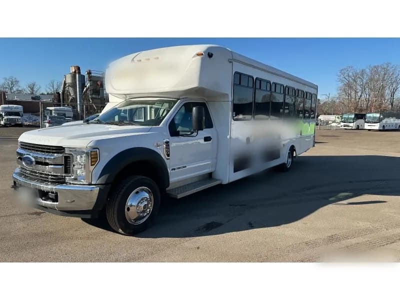 2019 Ford F-550 Cutaway Shuttle Bus - Image 1