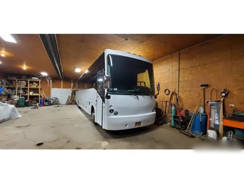 Deluxe Motorcoach Limo #24012 - Image 3