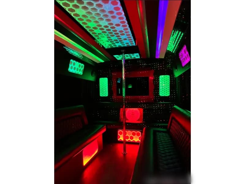 2012 Ford E-450 Cutaway Party Bus - Image 6