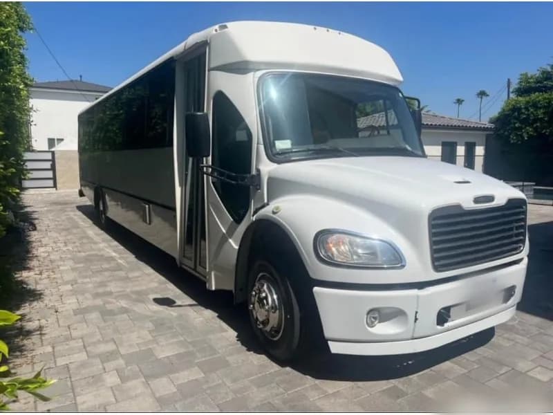 2014 Freightliner M2 Limo Party Bus - Image 7