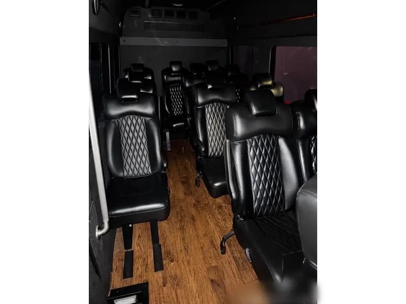 2017 Mercedes-Benz Sprinter Cutaway - Image 5