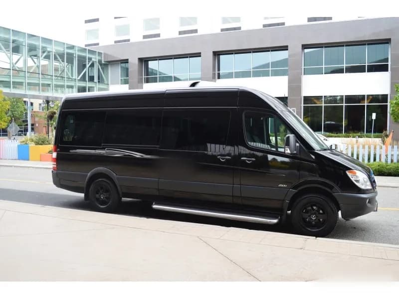 2012 Mercedes-Benz Sprinter Cutaway - Image 5