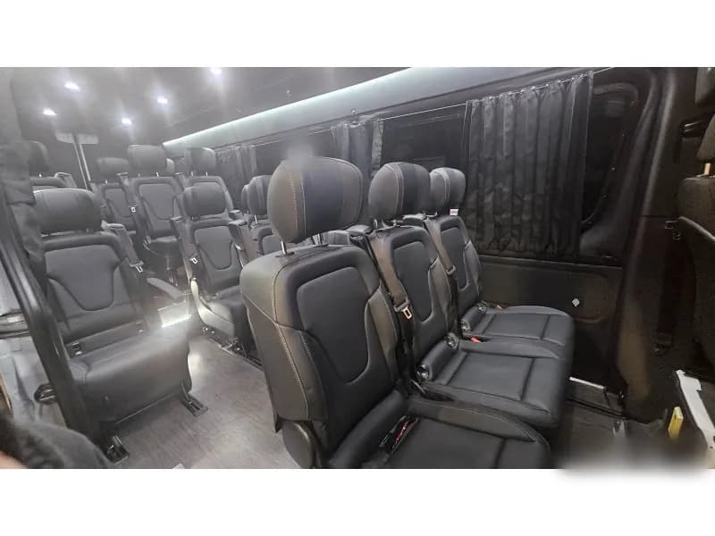 2022 Mercedes-Benz Sprinter Cutaway - Image 13