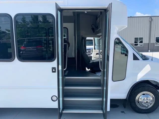 2024 Chevrolet Terra Transit Shuttle Bus - Image 8