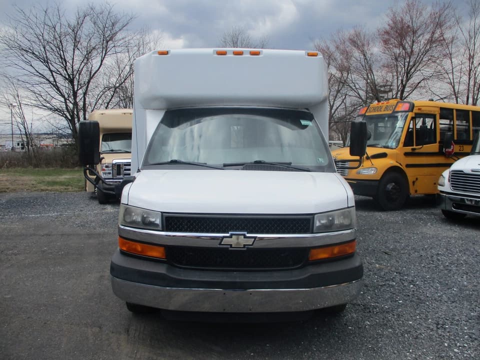 2014 Chevrolet ElDorado ADA Shuttle Bus - Image 3