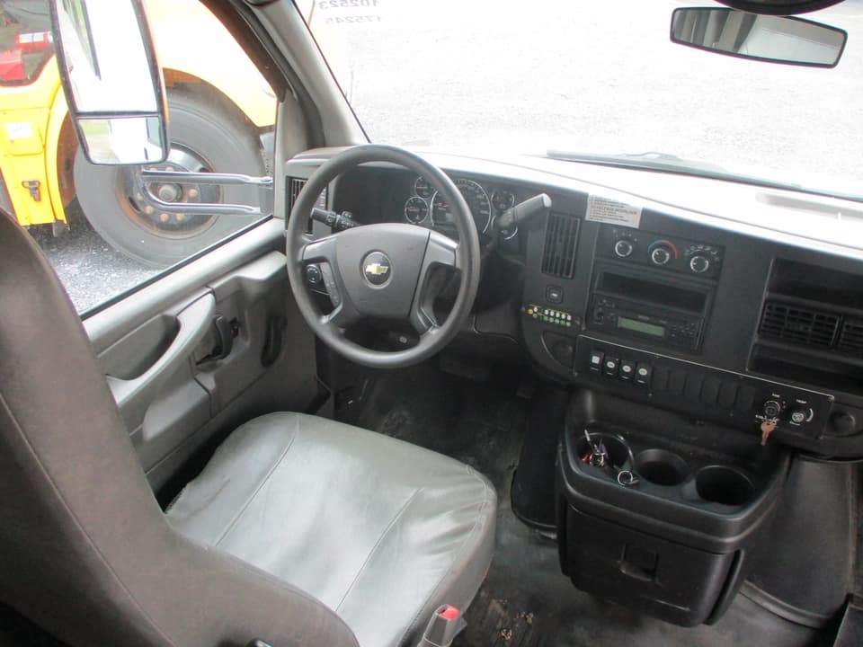 2014 Chevrolet ElDorado ADA Shuttle Bus - Image 6