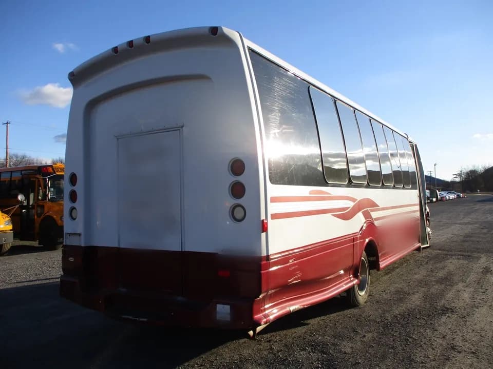 2012 Ford Turtletop Shuttle Bus - Image 5