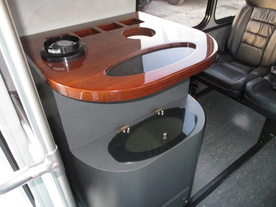 2012 Ford Turtletop Shuttle Bus - Image 7