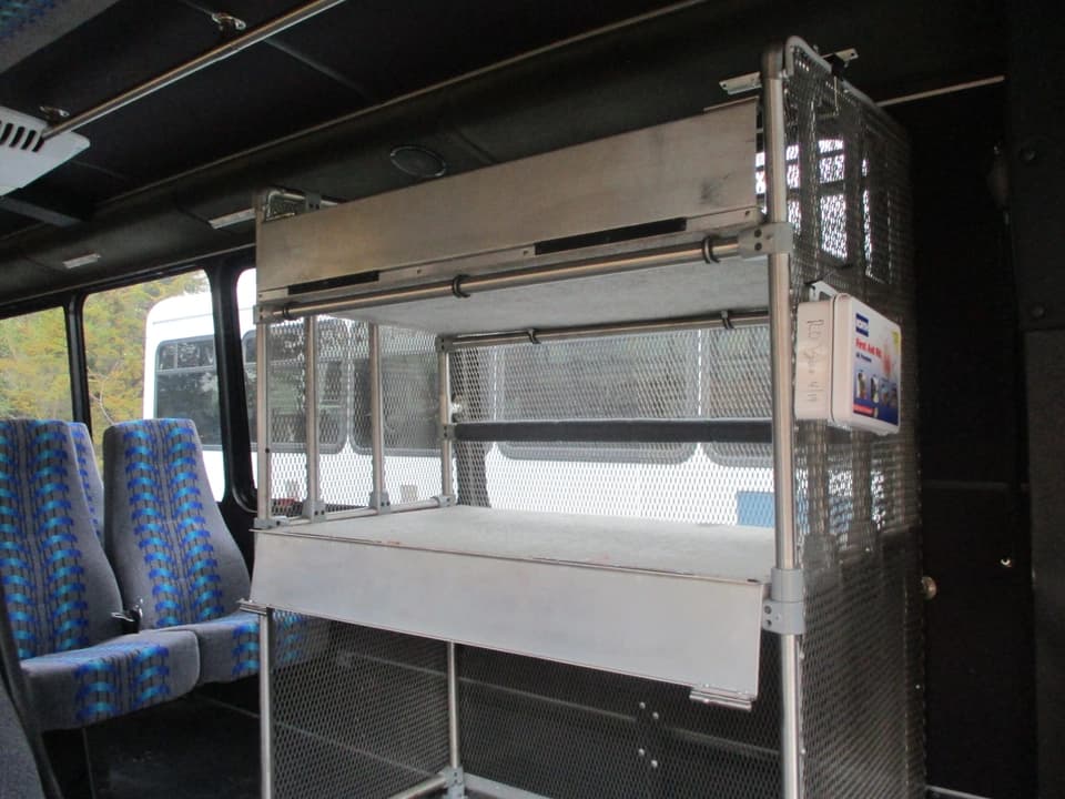 2010 Freightliner American Coach - Image 11