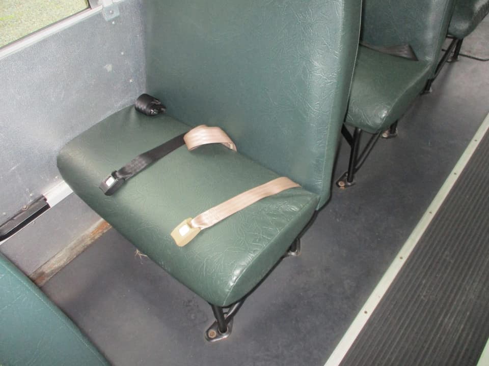 2009 Chevrolet Minotour School Bus - Image 10