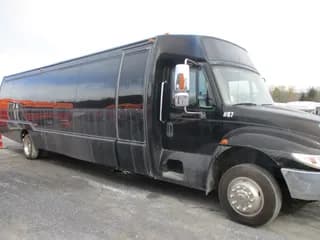 2005 International Krystal bus