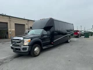 2016 Ford F-550 bus