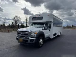 2013 Ford F-550 bus