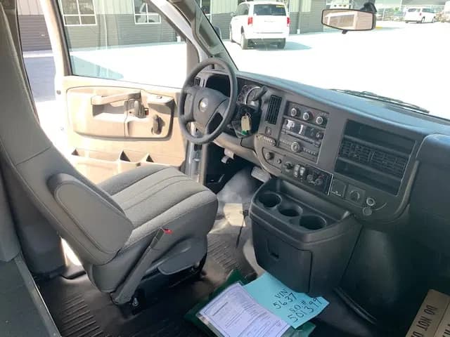 2024 Chevrolet Terra Turtle Top Shuttle Bus - Image 8