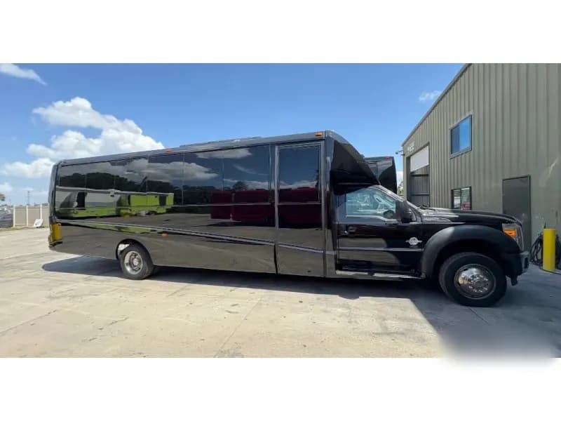 F-550 #24088 - Image 3