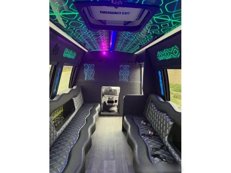 2018 Ford E-450 Party Bus - Image 7