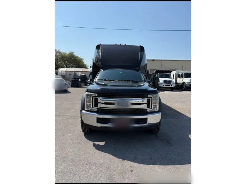 2018 Ford F-550 Party Bus - Image 3