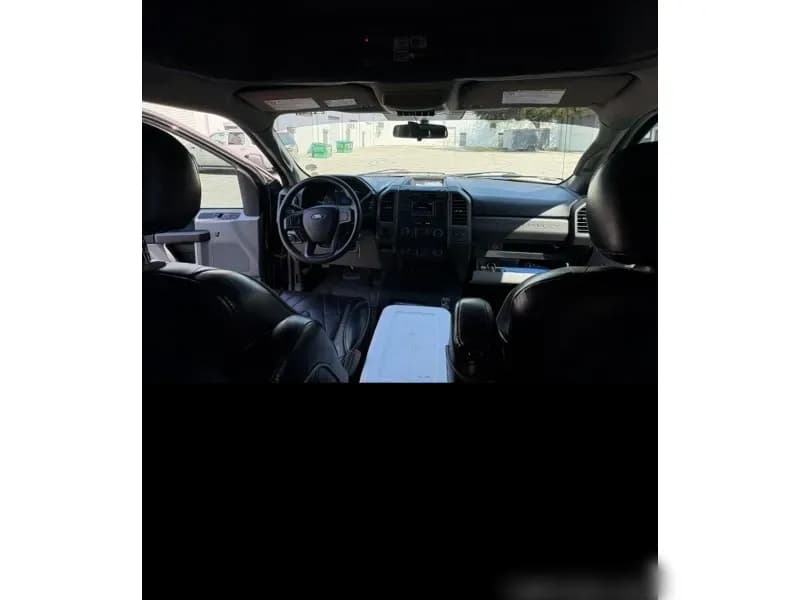 2018 Ford F-550 Party Bus - Image 9
