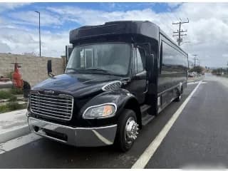 2016 Freightliner Coach bus