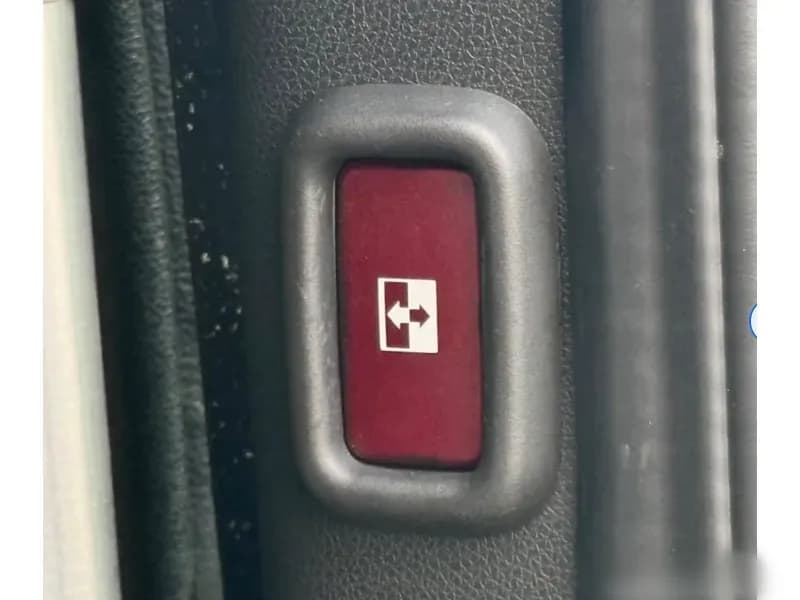 2022 Mercedes-Benz Sprinter Passenger Van - Image 12