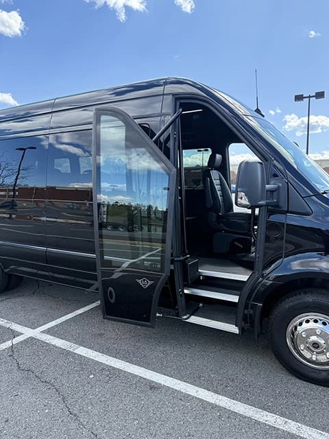 2022 LA West 3500 170 EXT Sprinter - Image 1